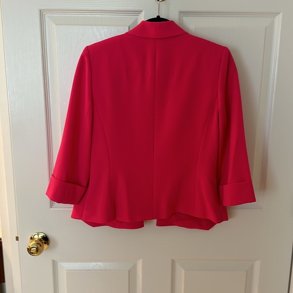 Hot pink blazer - Picture 2 of 2